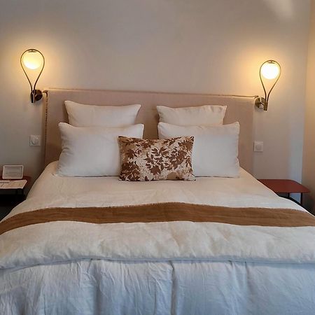 Tresors De Sens Bed & Breakfast Exterior foto