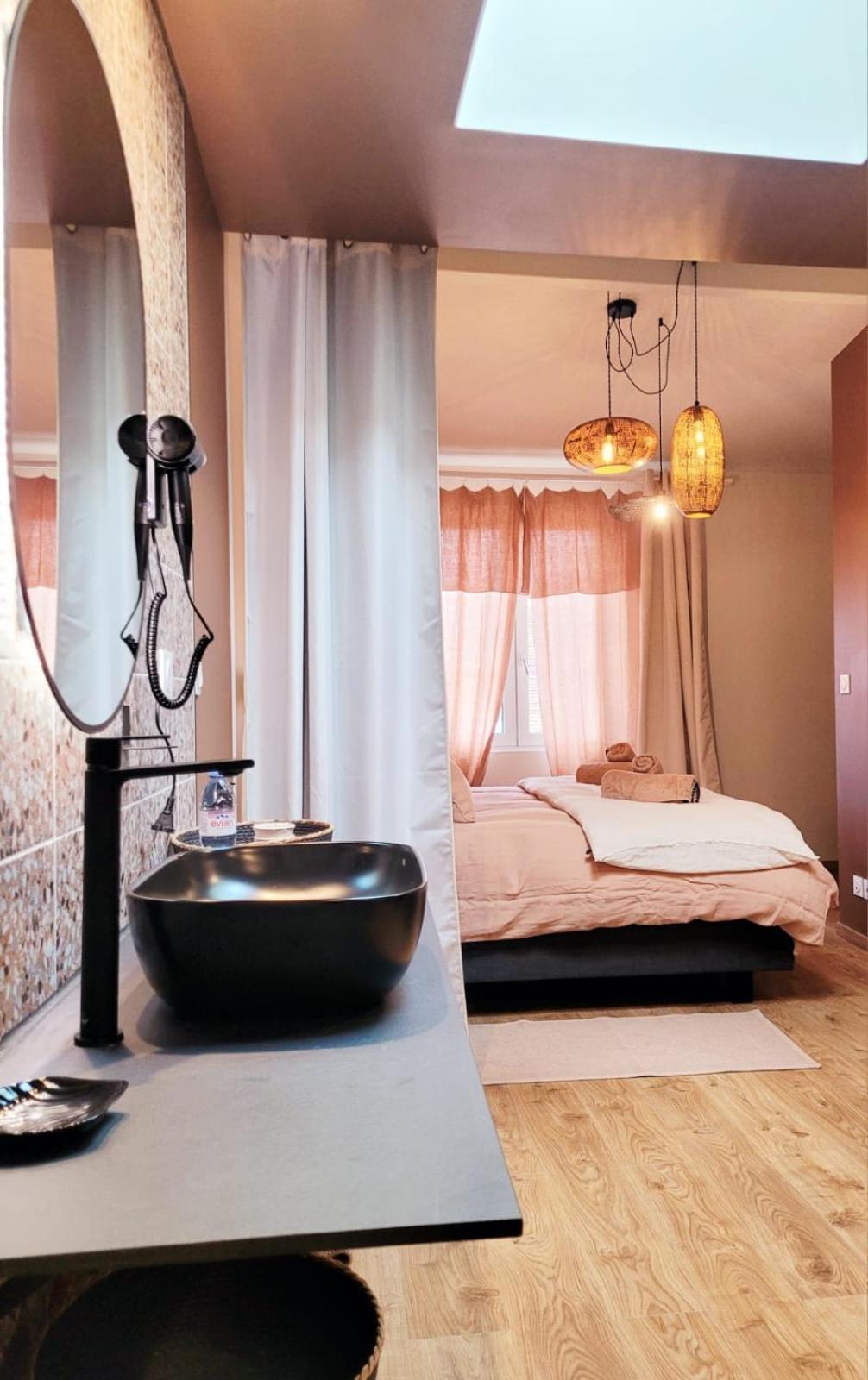 Tresors De Sens Bed & Breakfast Exterior foto